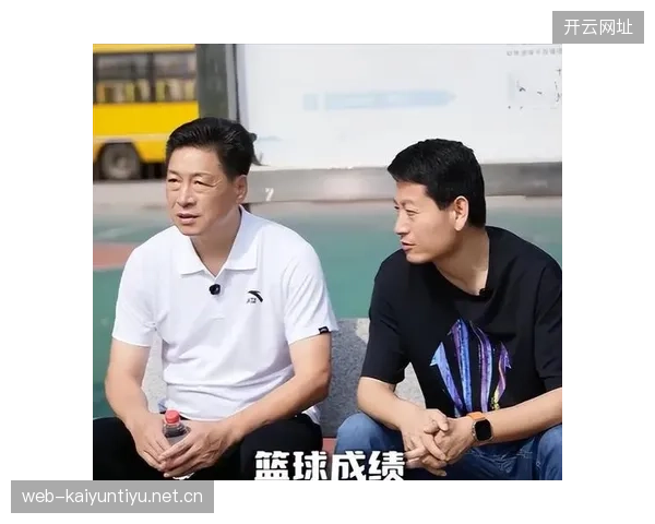 篮球教练首秀赢下强敌，称职接班人
